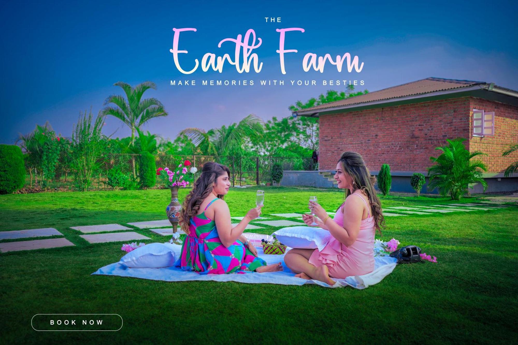 The Earth Farm Villa Nashik Exteriör bild